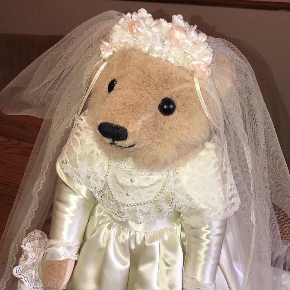 Edwina The Teddy Bear Bride